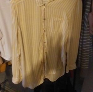American eagle boyfriend shirt size medium
